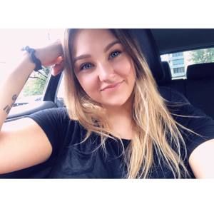 Meet your Posher, Abby